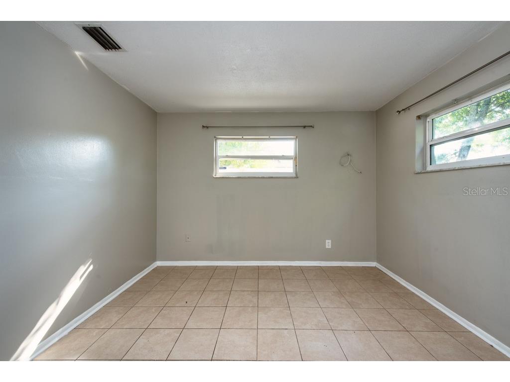 1877 Dawn Drive Clearwater FL 33763 TB8440789 image18