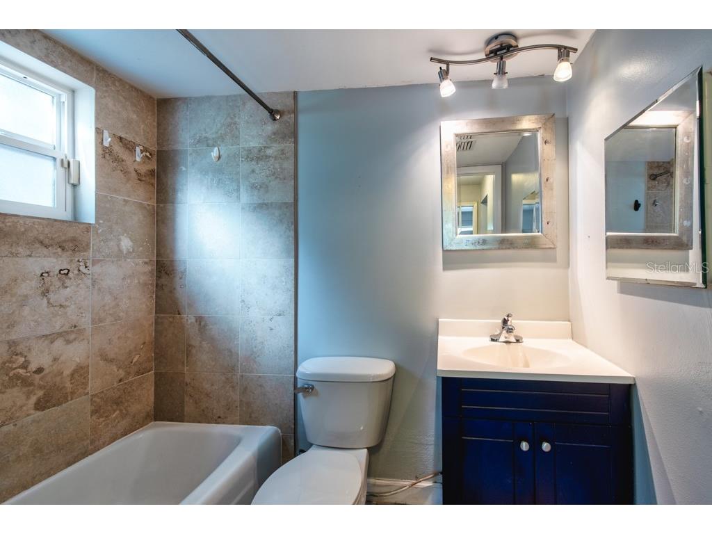 1877 Dawn Drive Clearwater FL 33763 TB8440789 image20