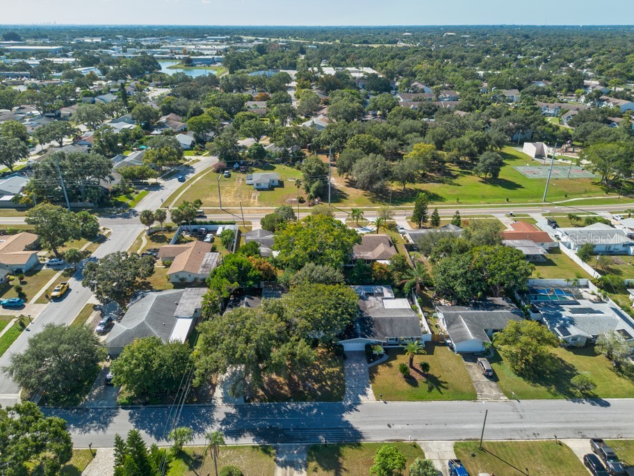 1877 Dawn Drive Clearwater FL 33763 TB8440789 image34