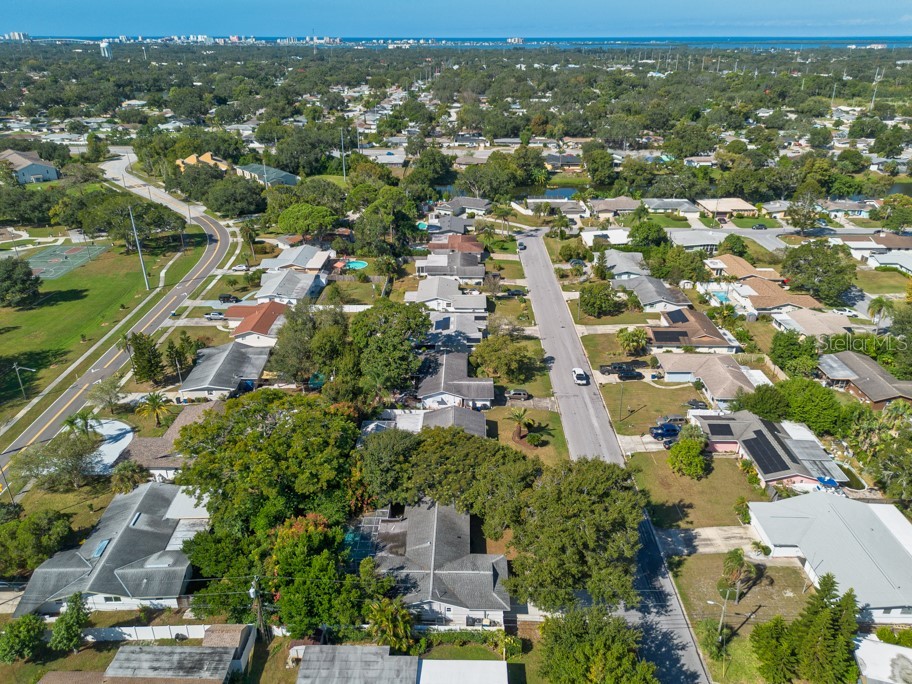 1877 Dawn Drive Clearwater FL 33763 TB8440789 image37