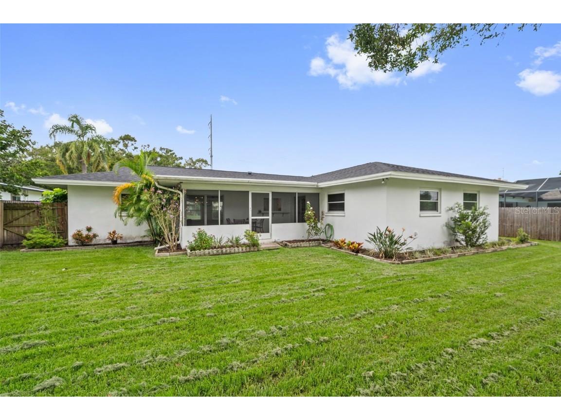 1877 Del Robles Drive Clearwater FL 33764 TB8422650 image10