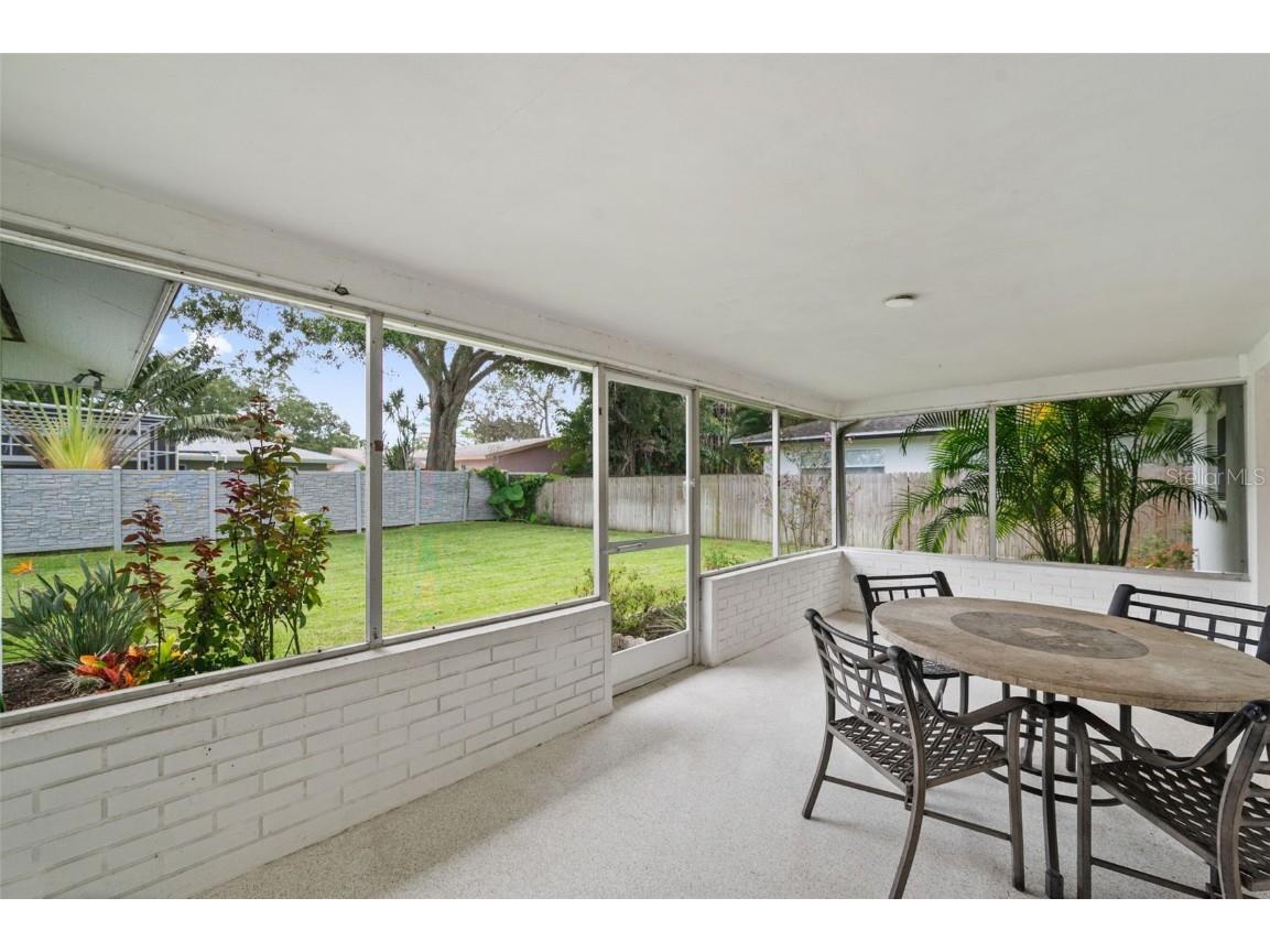 1877 Del Robles Drive Clearwater FL 33764 TB8422650 image13