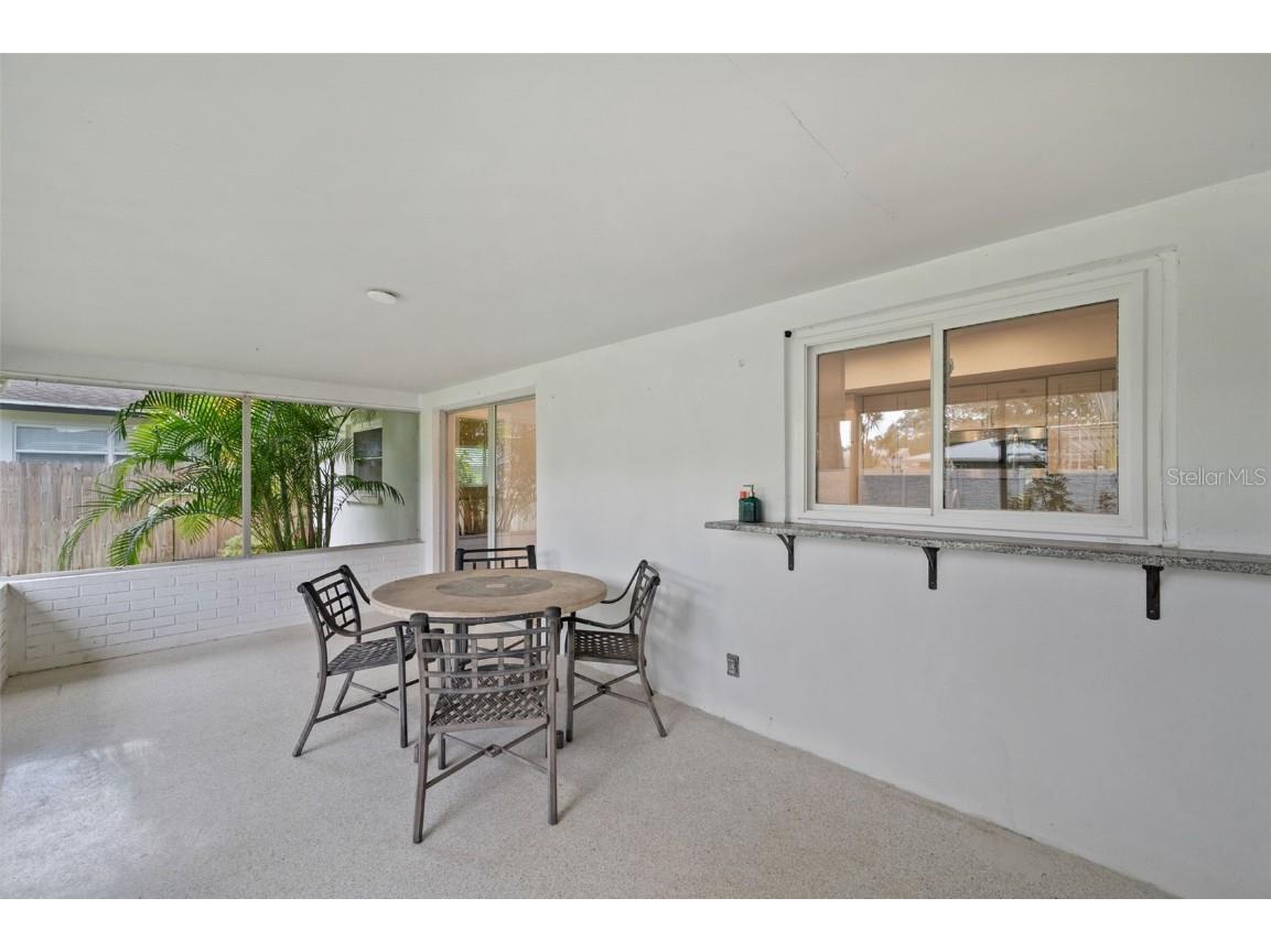 1877 Del Robles Drive Clearwater FL 33764 TB8422650 image14