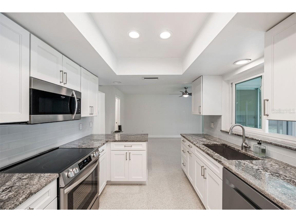 1877 Del Robles Drive Clearwater FL 33764 TB8422650 image39