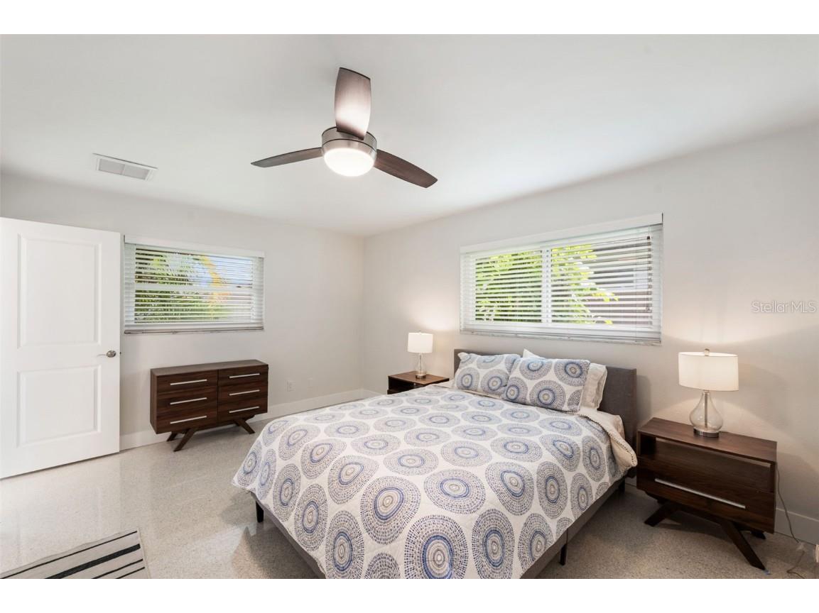 1877 Del Robles Drive Clearwater FL 33764 TB8422650 image52