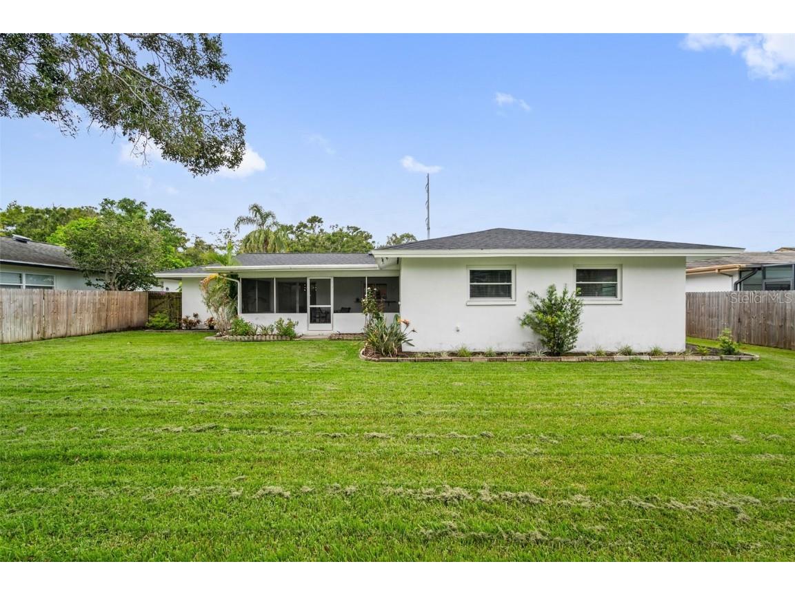 1877 Del Robles Drive Clearwater FL 33764 TB8422650 image9