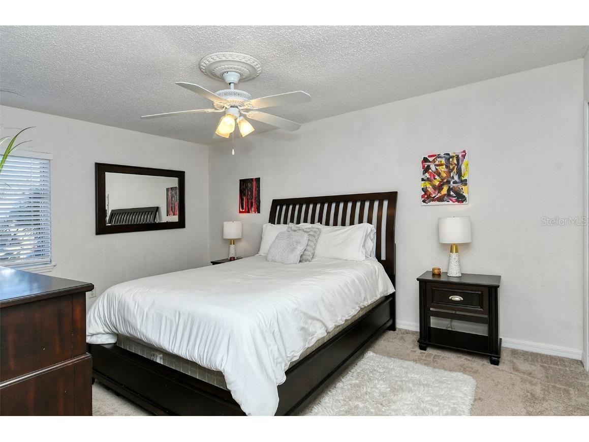 1877 Toucan Way #400 Sarasota FL 34232 A4593361 image21