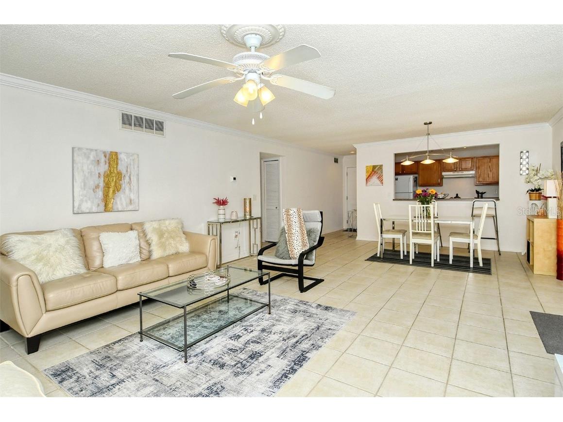 1877 Toucan Way #400 Sarasota FL 34232 A4593361 image3