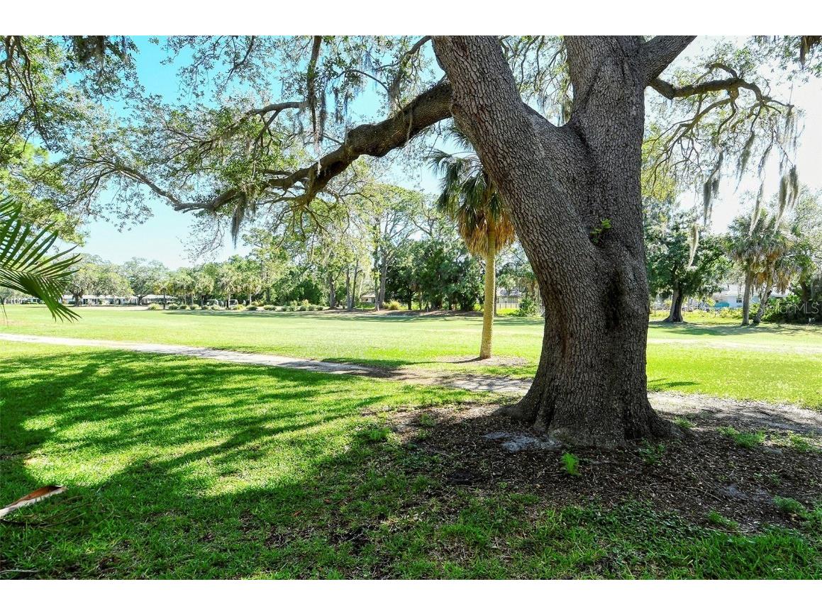 1877 Toucan Way #400 Sarasota FL 34232 A4593361 image5
