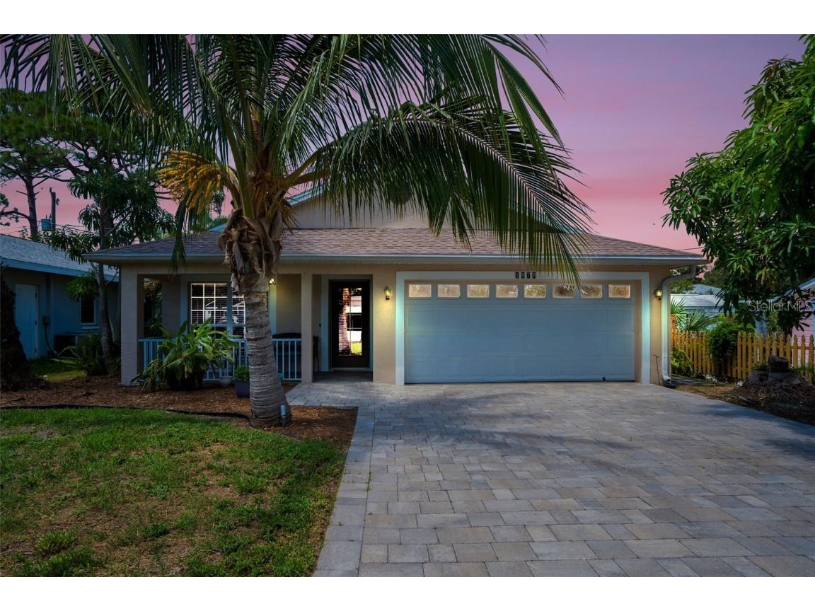 1877 Vamo Drive Sarasota FL 34231 A4663477 image1