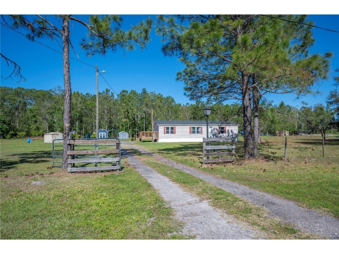 18770 Commonwealth Avenue N Polk City FL 33868 P4934168 image1