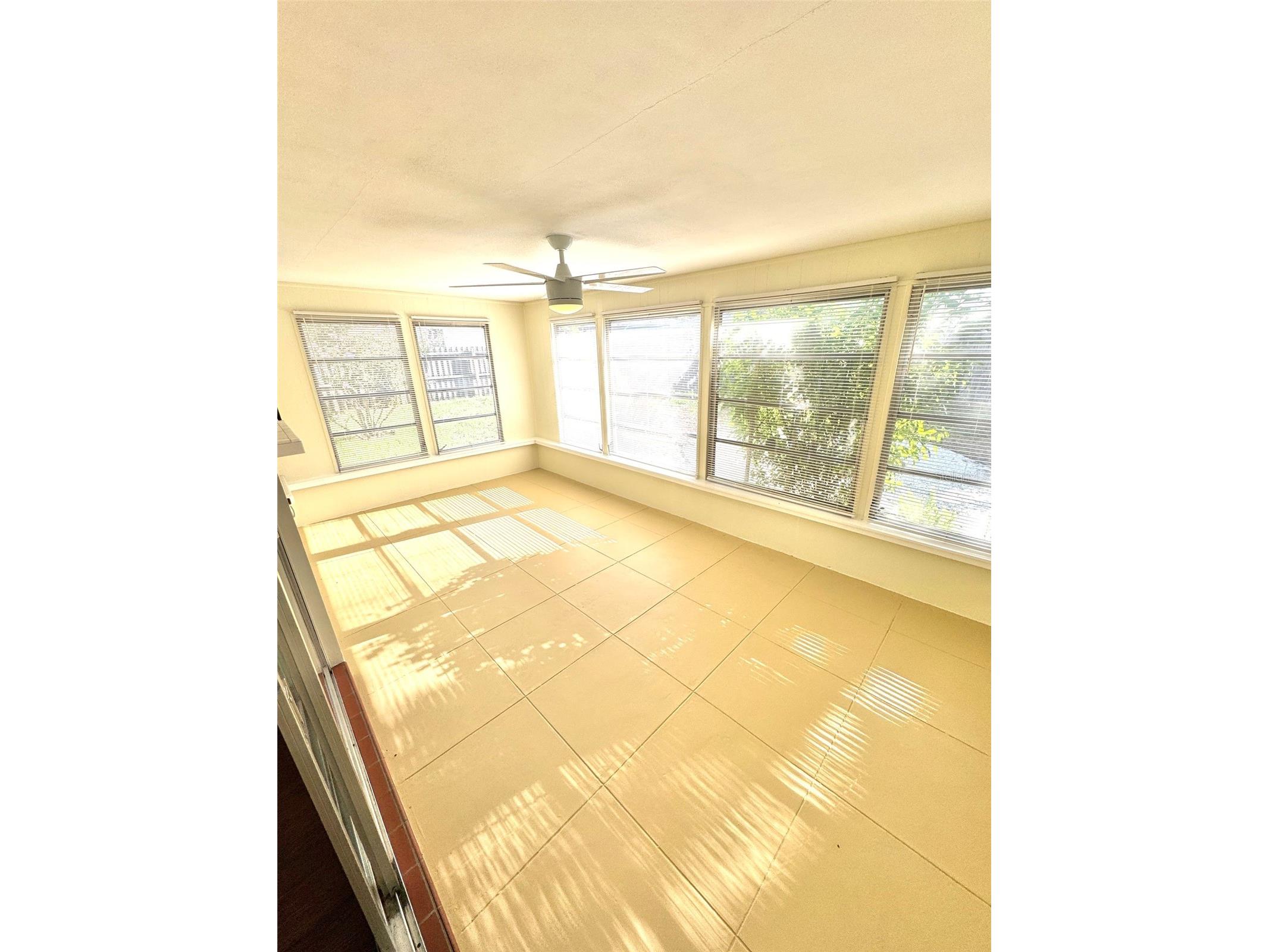 1878 Murray Avenue Clearwater FL 33755 TB8525613 image17
