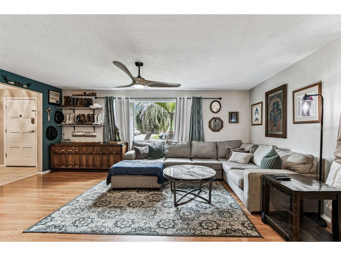 1878 Princeton Drive Clearwater FL 33765 TB8436558 image2