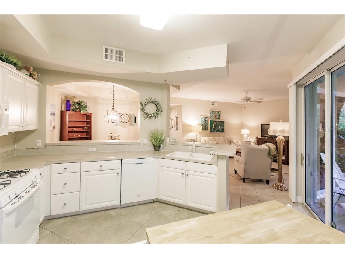 1878 Tarpon Bay Drive S #102 Naples FL 34119 O6353104 image15