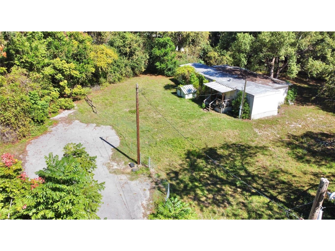 18782 SE 21st Place Silver Springs FL 34488 - HALFMOON LAKE OM629541 image1