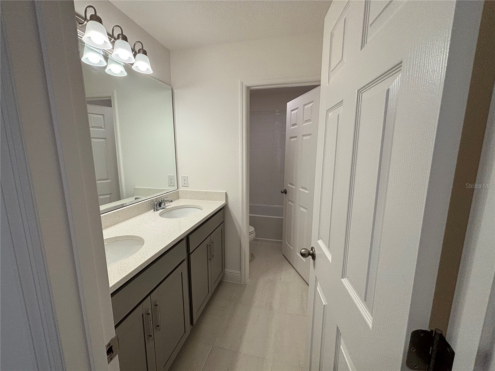 1879 Church Lake Street Groveland FL 34736 O6400377 image11