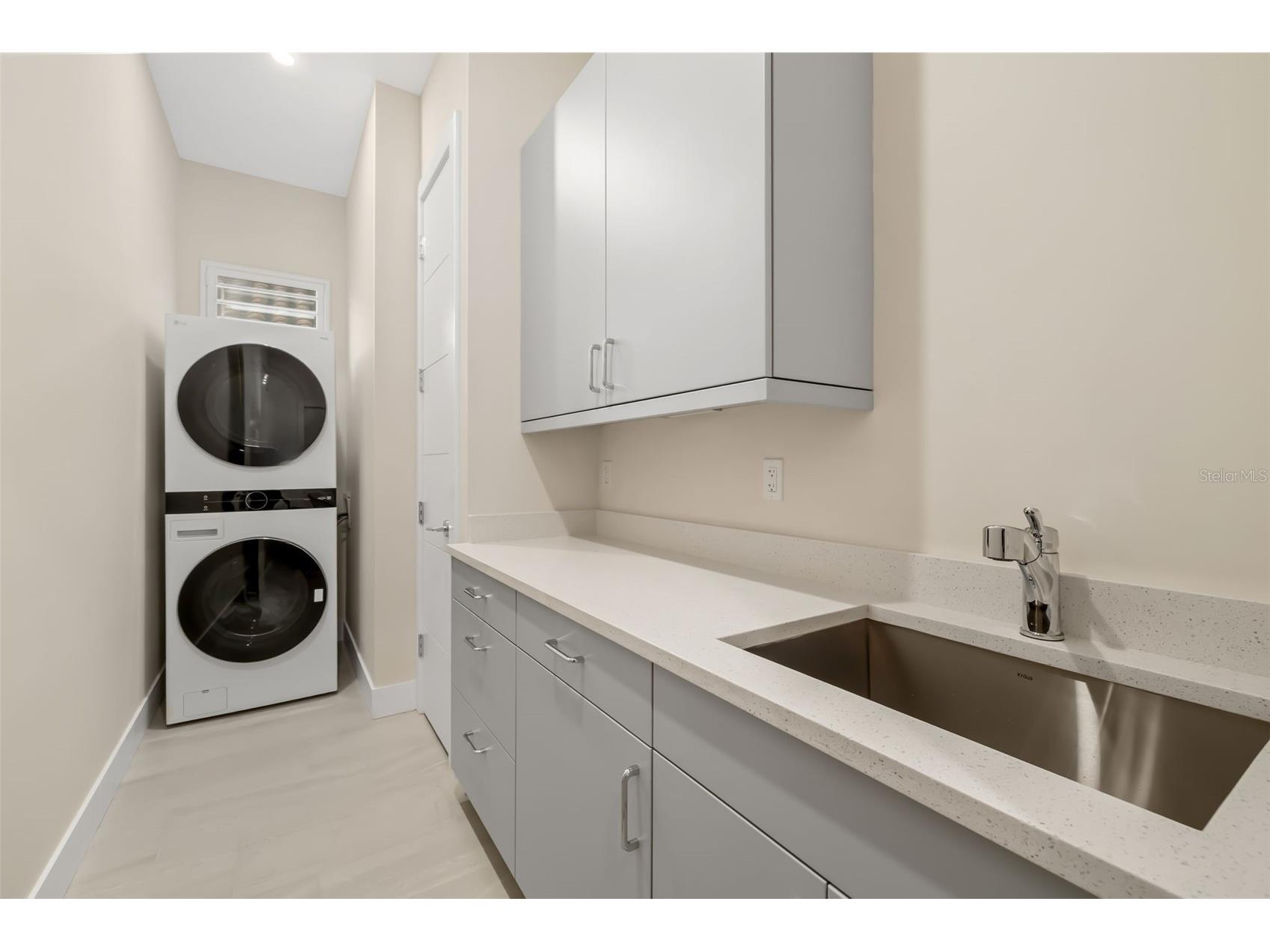 1879 Hibiscus Street Sarasota FL 34239 A4677284 image34