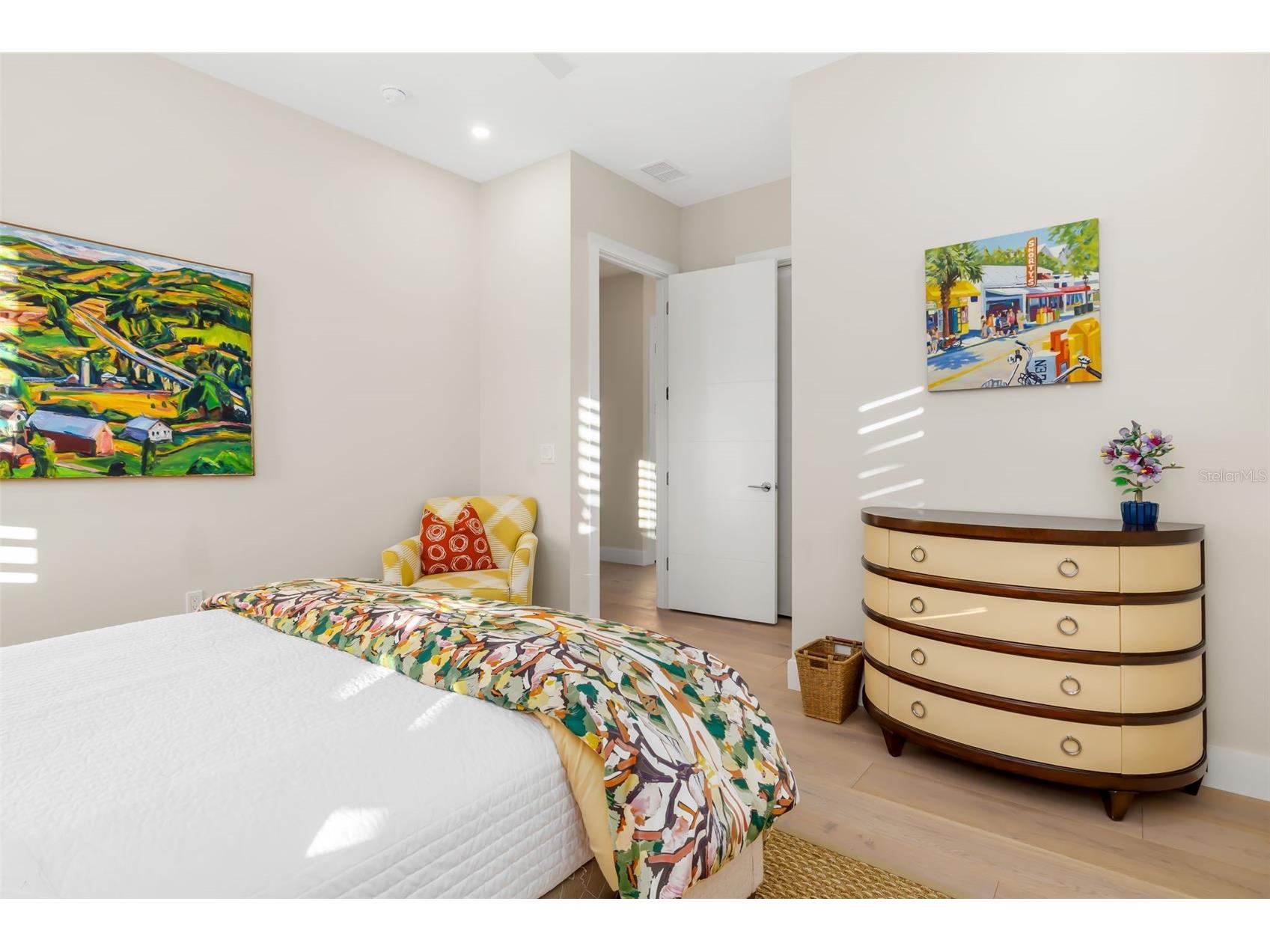 1879 Hibiscus Street Sarasota FL 34239 A4677284 image49