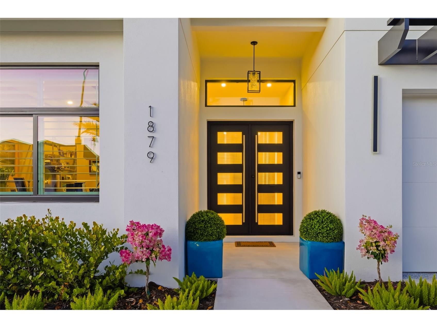 1879 Hibiscus Street Sarasota FL 34239 A4677284 image5