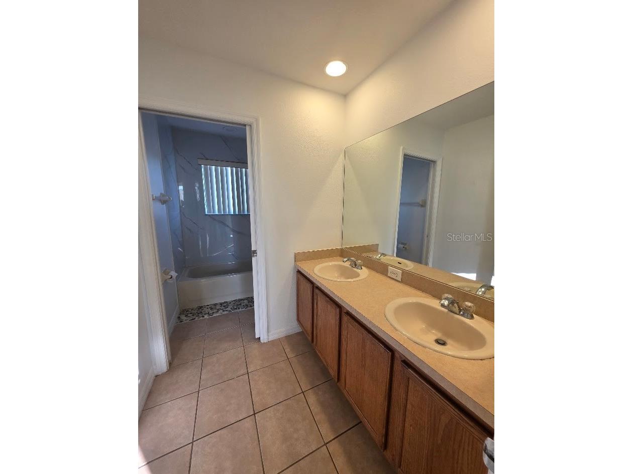 1879 Island Walk Drive Orlando FL 32824 S5144015 image17