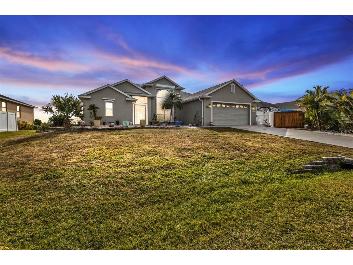 18794 Ayrshire Circle Port Charlotte FL 33948 - MANCHESTER WATERWAY C7503709 image1