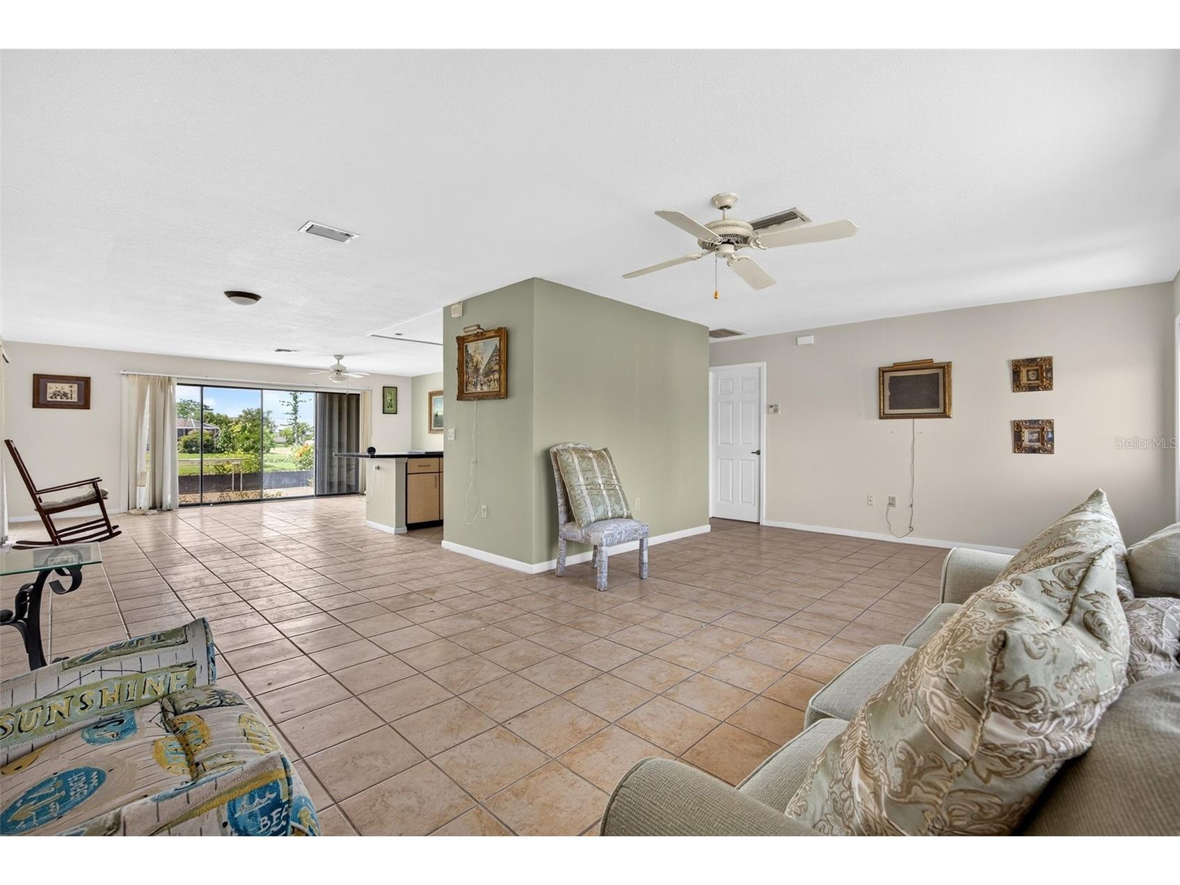 188 Annapolis Lane Rotonda West FL 33947 C7526390 image3