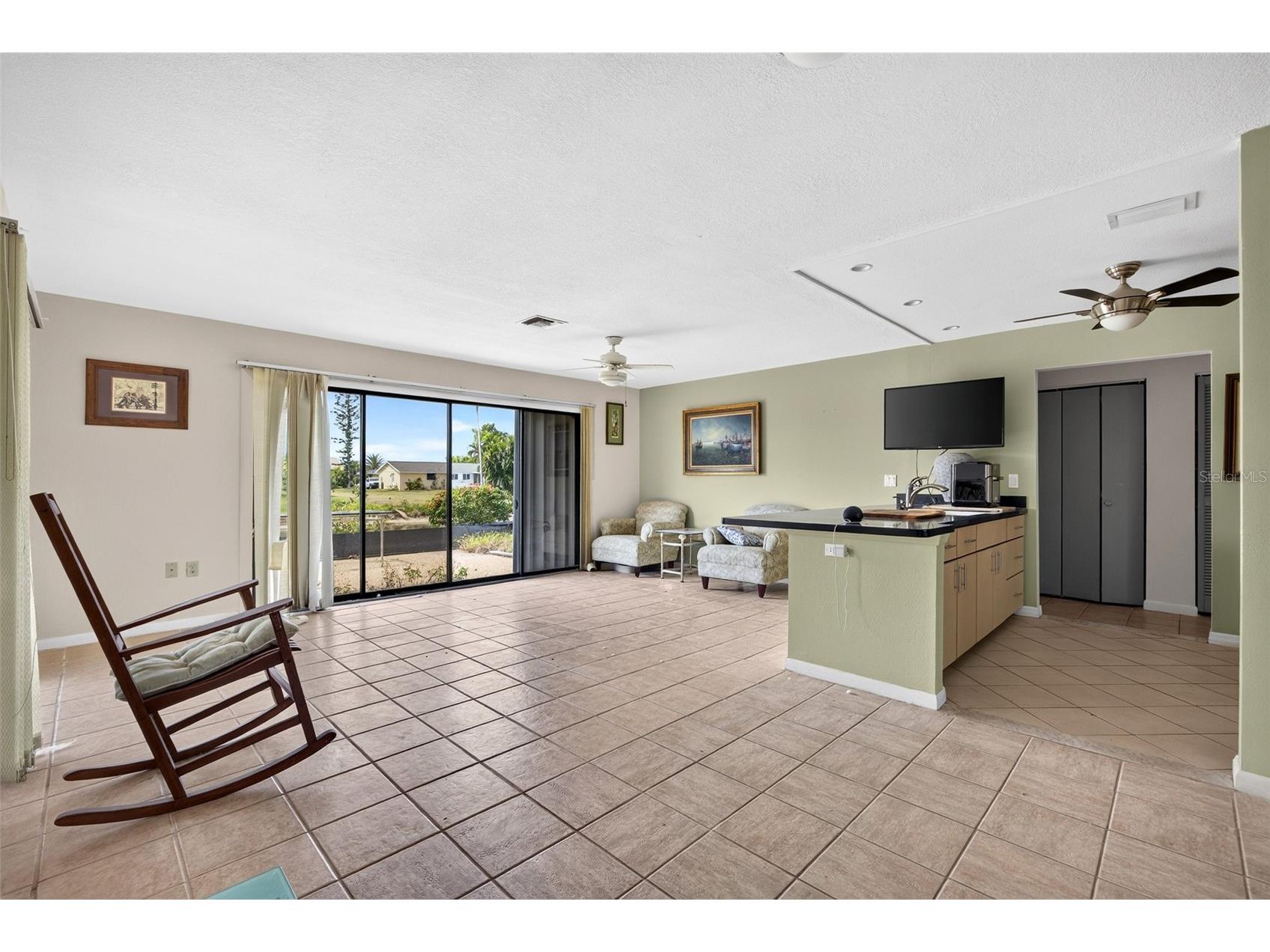 188 Annapolis Lane Rotonda West FL 33947 C7526390 image4