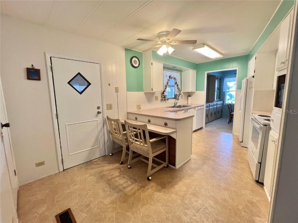 188 Azalea Trail Leesburg FL 34748 G5100531 image32