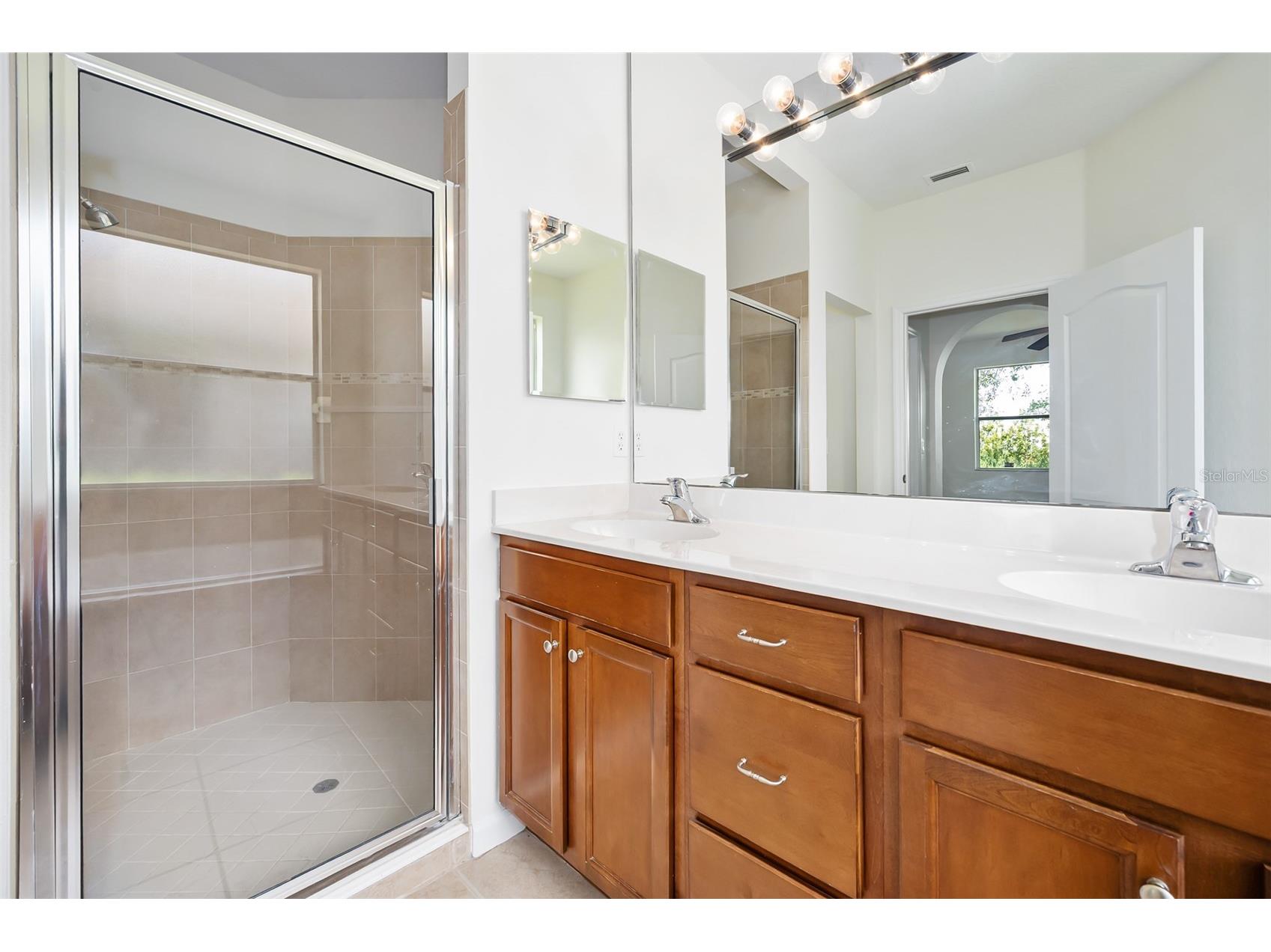 188 Mendoza Circle Daytona Beach FL 32124 FC318106 image29
