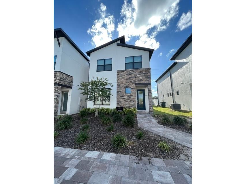 188 Villa Domani Cr Davenport FL 33896 S5082960 image1