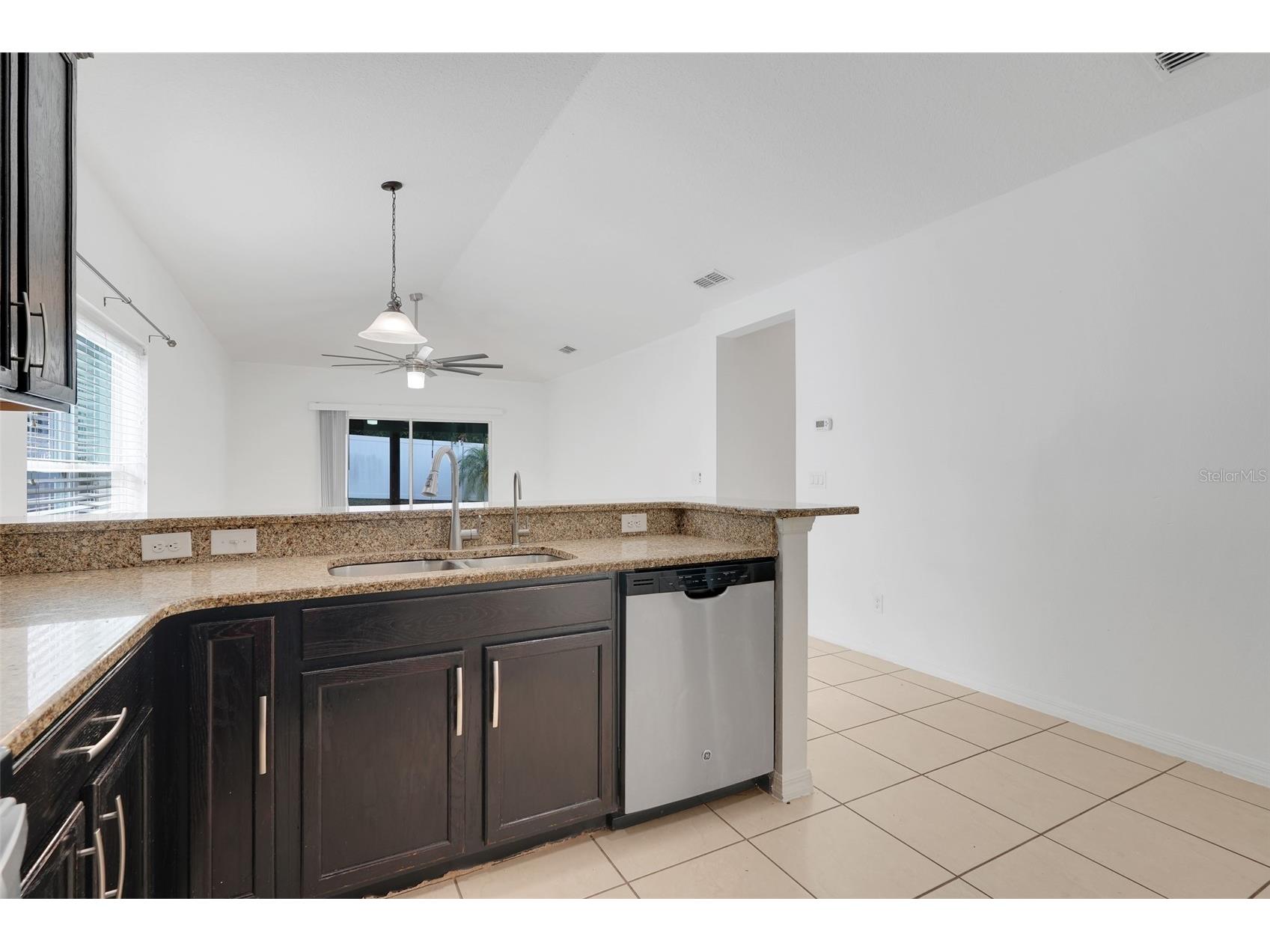 188 Whispering Pines Way Davenport FL 33837 S5142379 image9