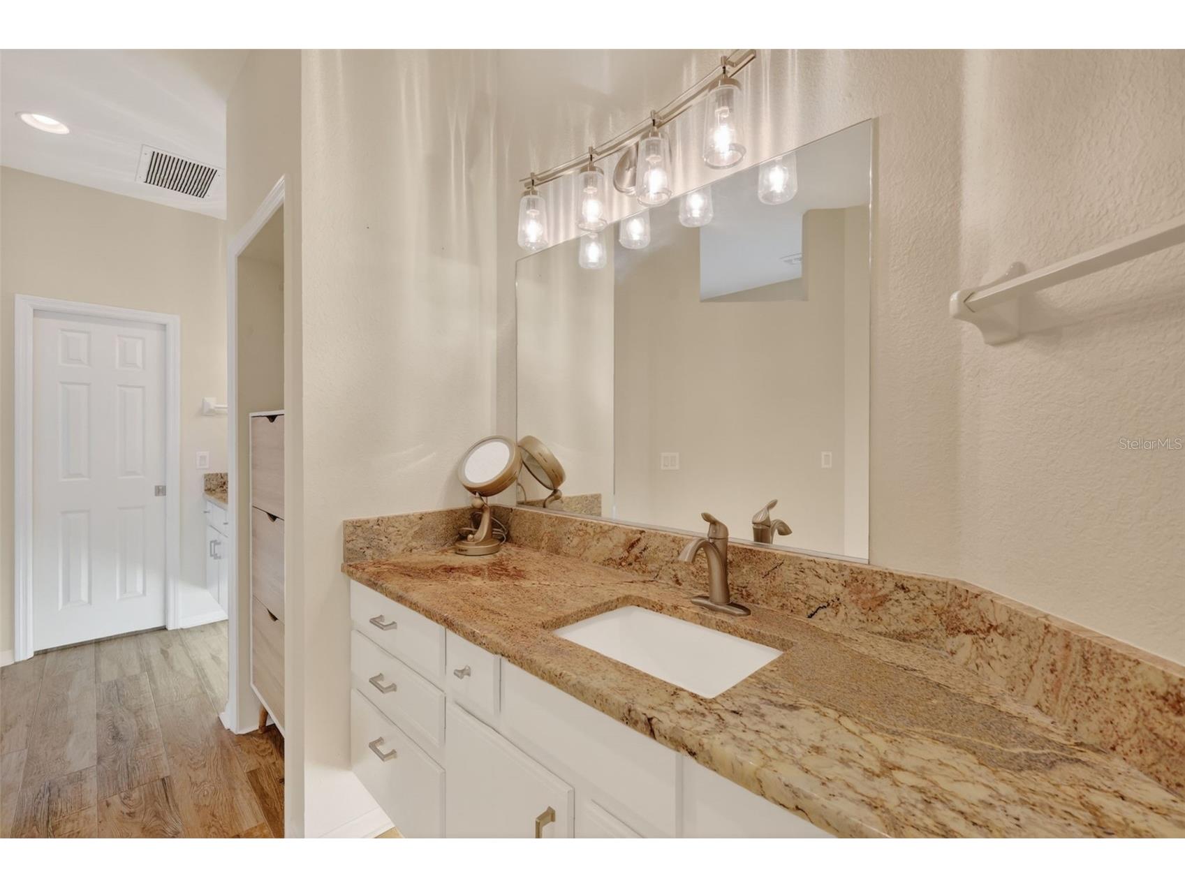 1880 Edgewater Drive Mount Dora FL 32757 G5110379 image19