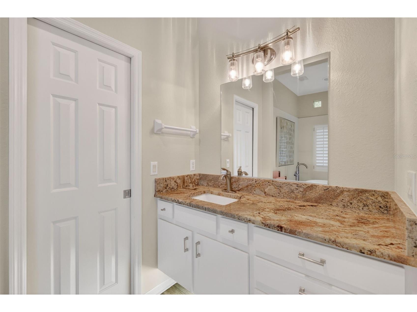 1880 Edgewater Drive Mount Dora FL 32757 G5110379 image20