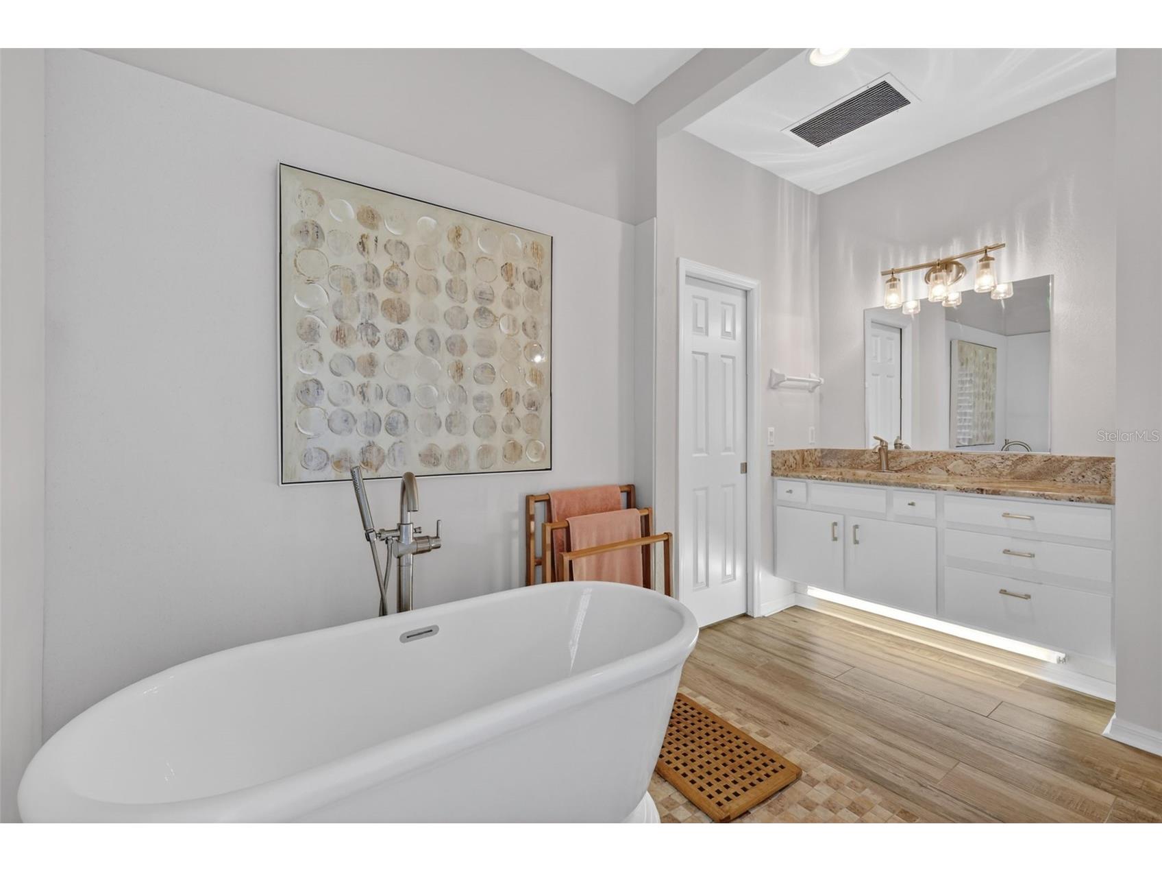 1880 Edgewater Drive Mount Dora FL 32757 G5110379 image22