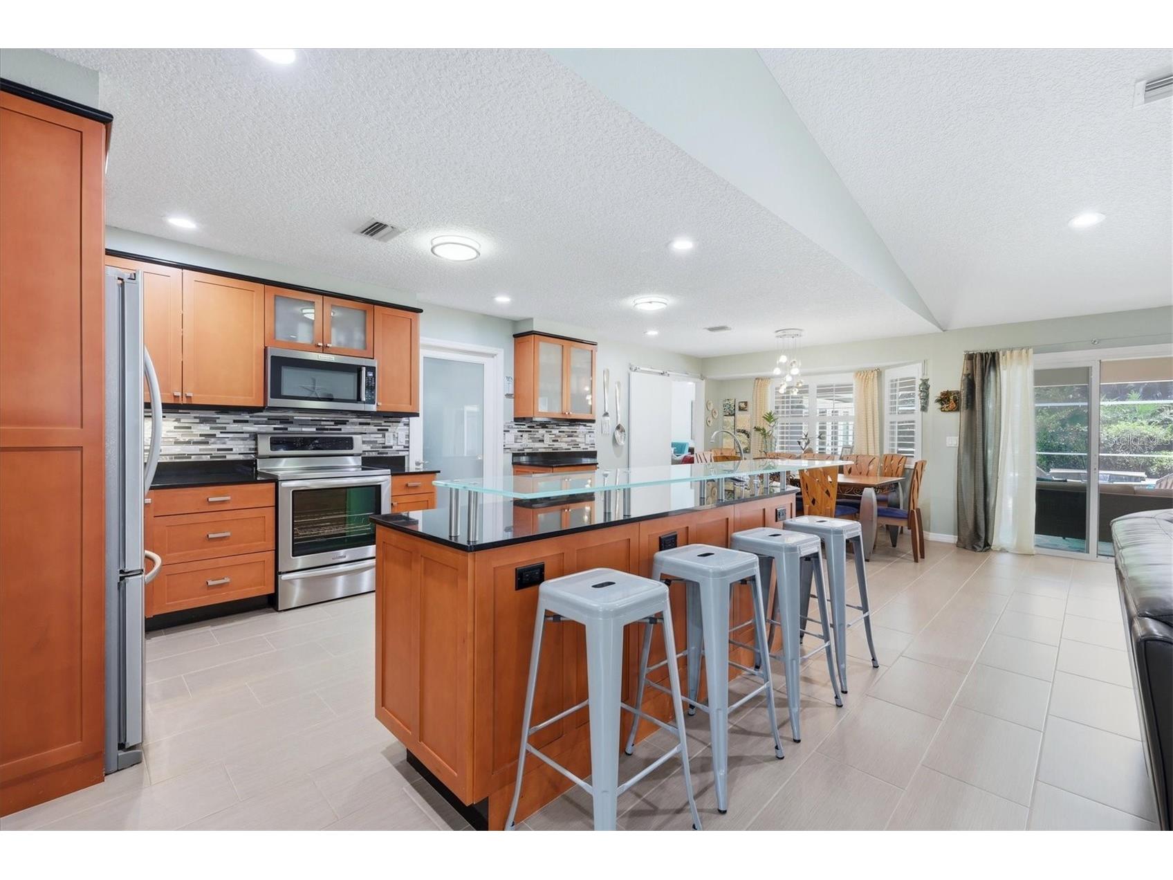1880 Loma Linda Street Sarasota FL 34239 A4688301 image12