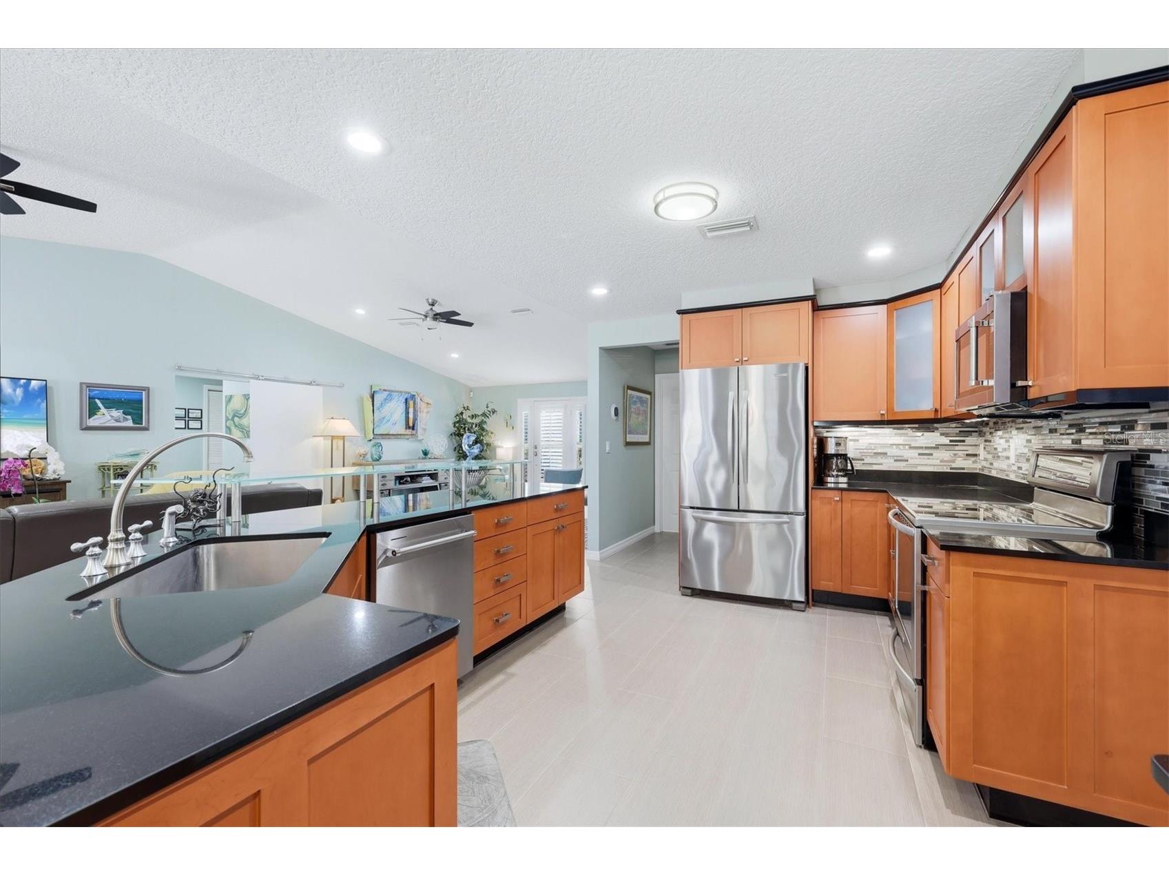 1880 Loma Linda Street Sarasota FL 34239 A4688301 image14