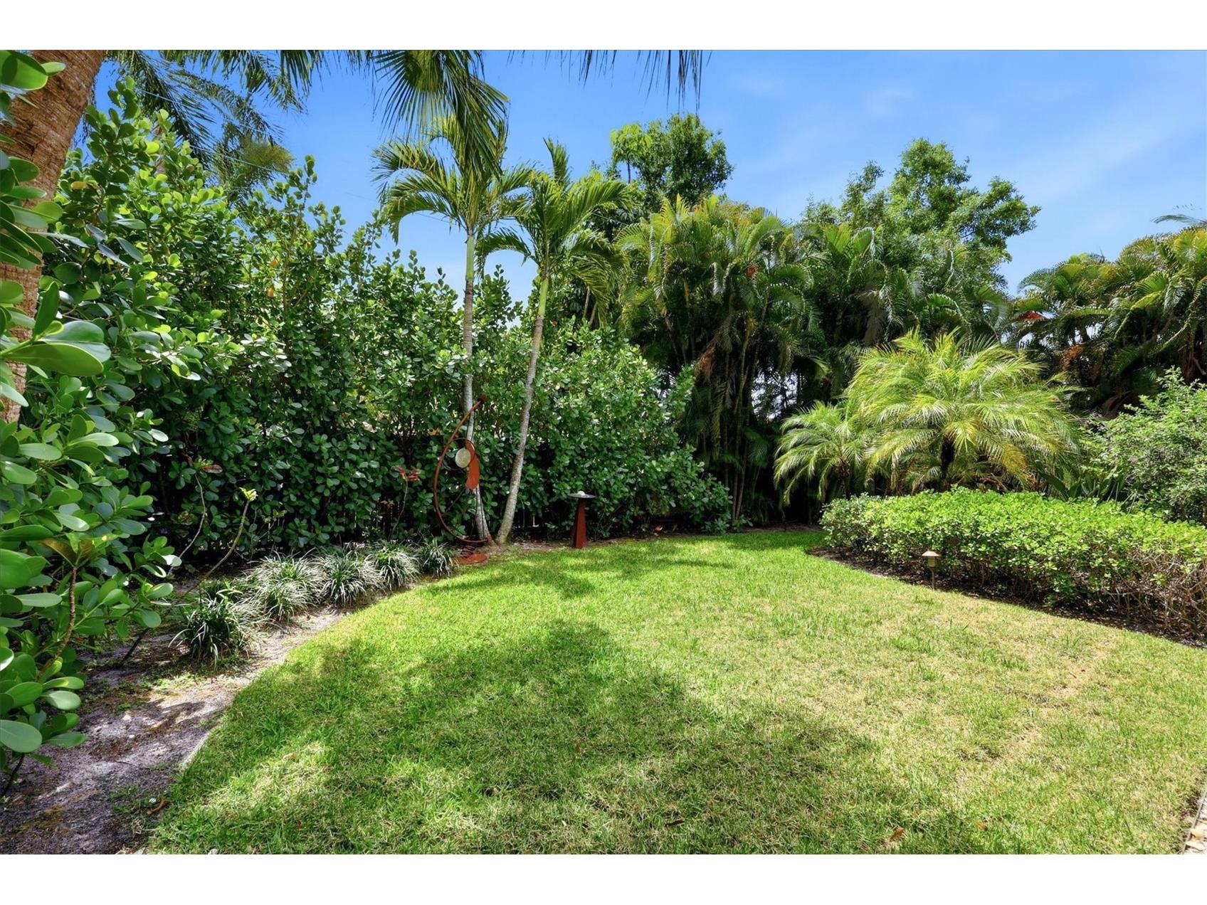 1880 Loma Linda Street Sarasota FL 34239 A4688301 image31
