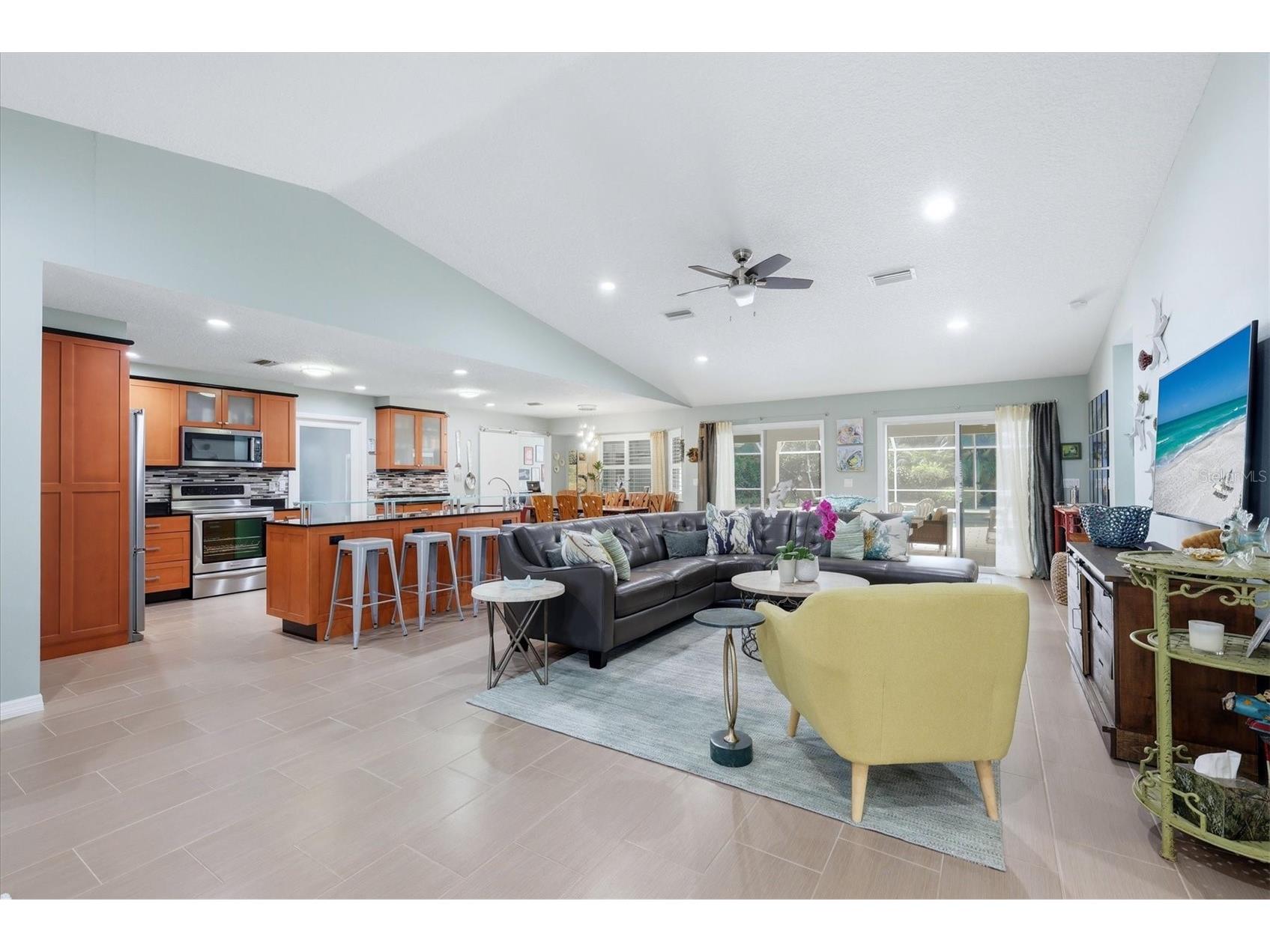 1880 Loma Linda Street Sarasota FL 34239 A4688301 image7
