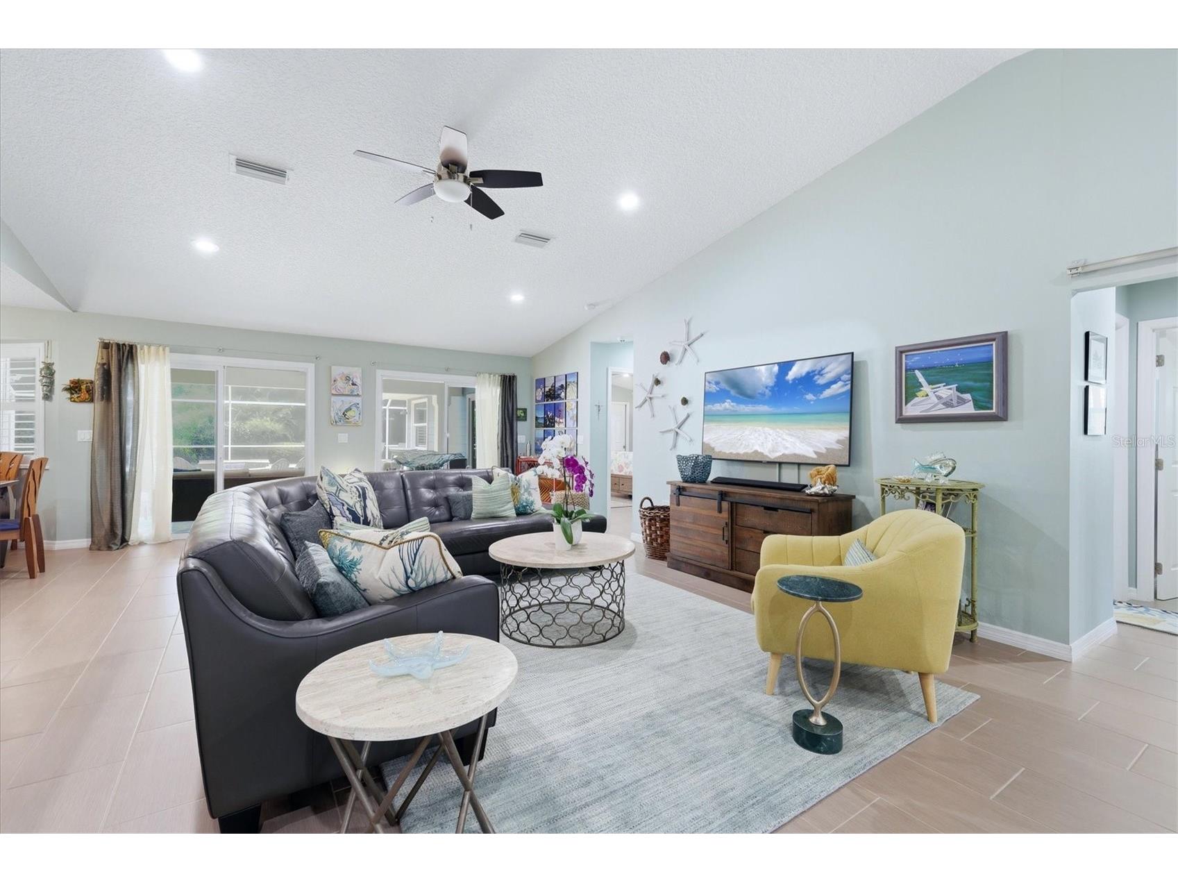 1880 Loma Linda Street Sarasota FL 34239 A4688301 image8