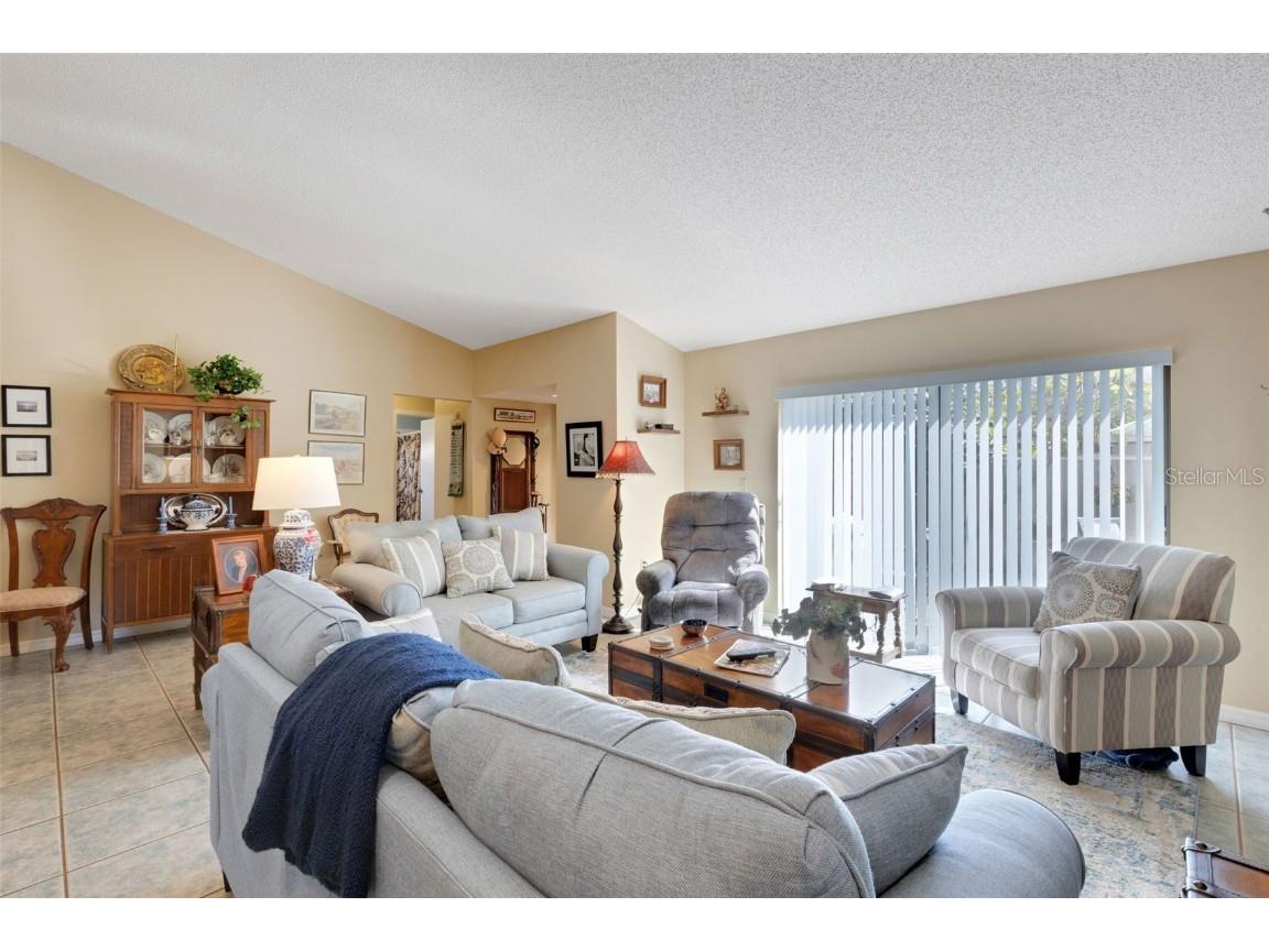 1880 N Crystal Lake Drive #26 Lakeland FL 33801 L4956835 image2