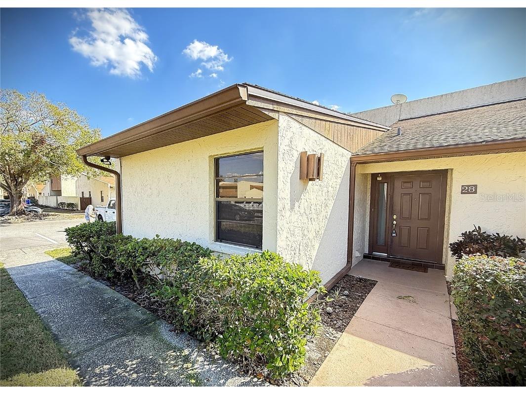 1880 N Crystal Lake Drive #28 Lakeland FL 33801 L4950657 image1