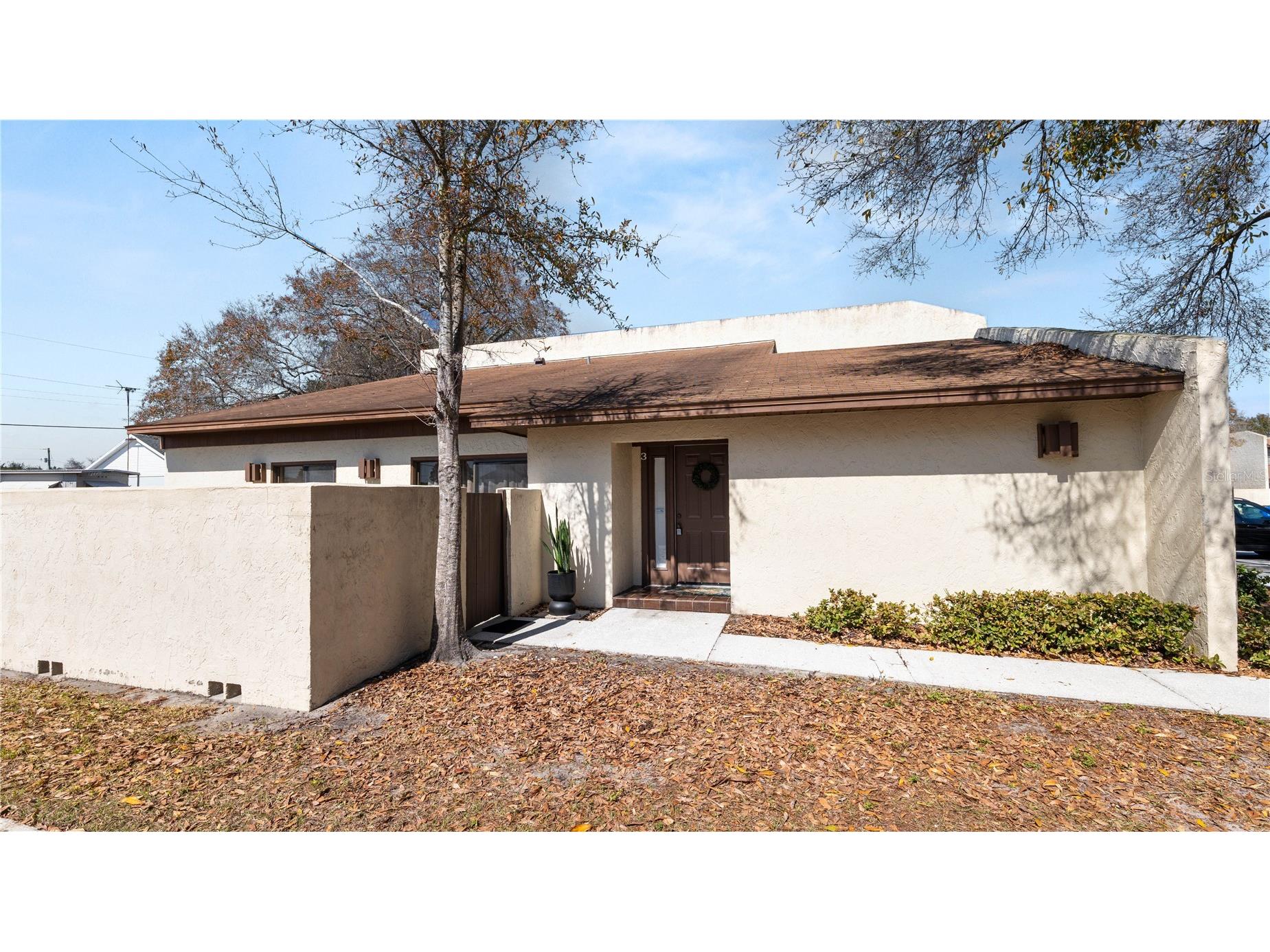 1880 N Crystal Lake Drive #3 Lakeland FL 33801 L4959332 image2