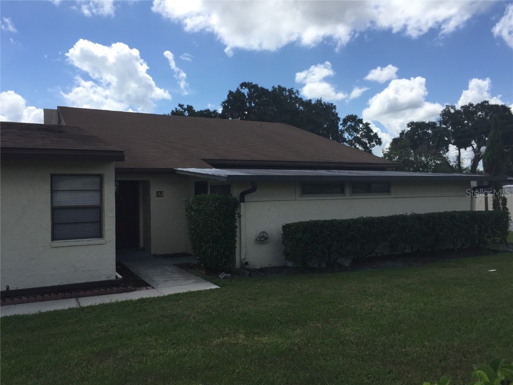 1880 N Crystal Lake Drive #32 Lakeland FL 33801 L4943379 image1