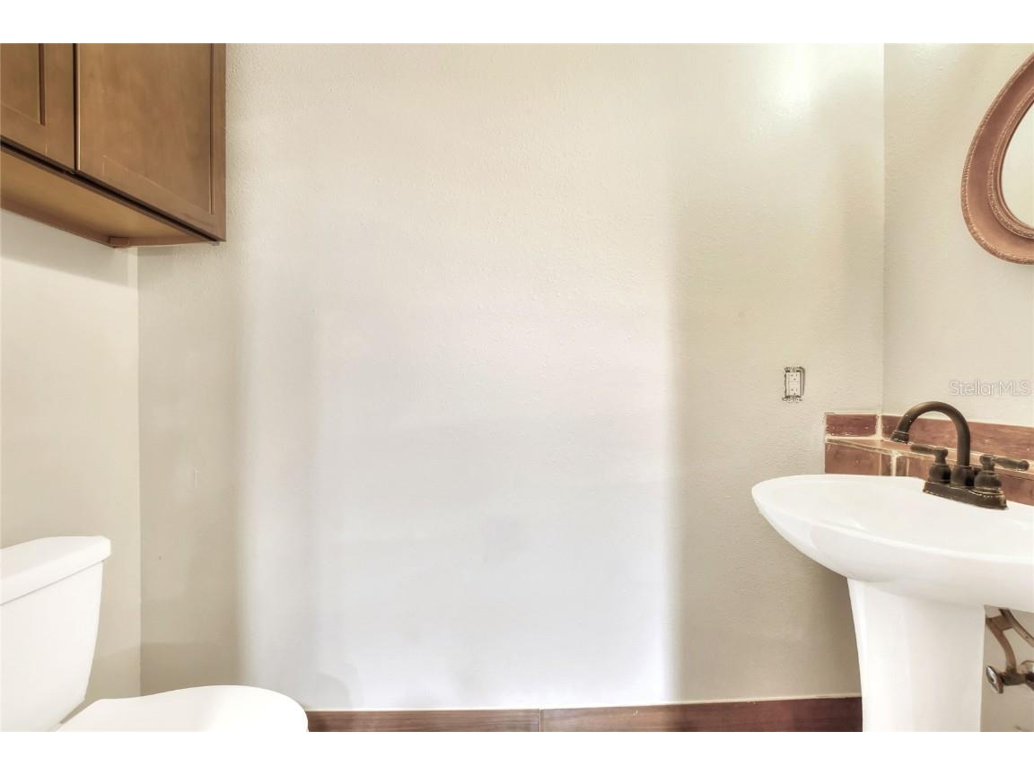 1880 N Crystal Lake Drive #4 Lakeland FL 33801 L4950740 image13