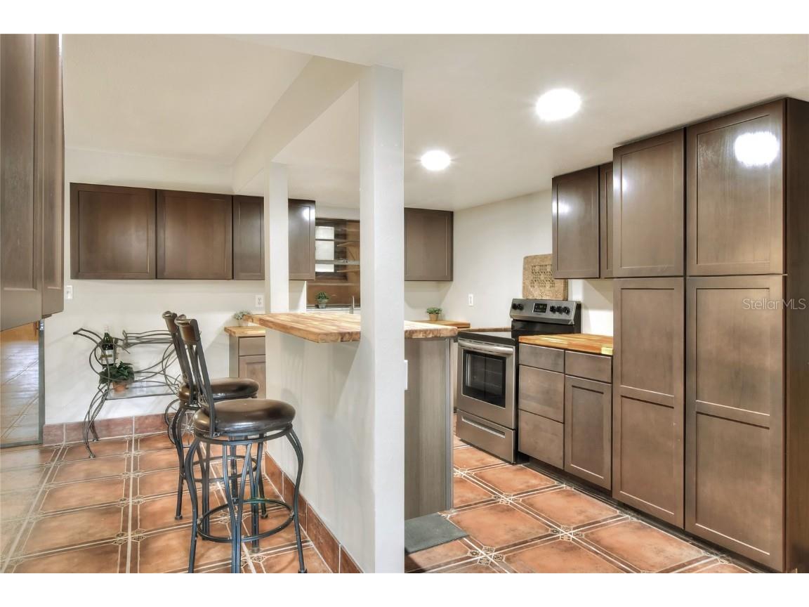 1880 N Crystal Lake Drive #4 Lakeland FL 33801 L4950740 image17