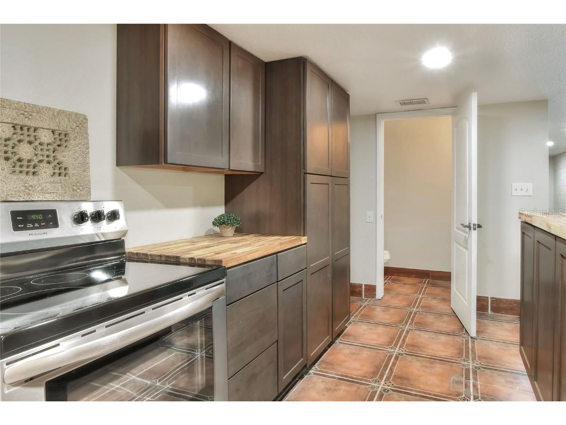 1880 N Crystal Lake Drive #4 Lakeland FL 33801 L4950740 image18