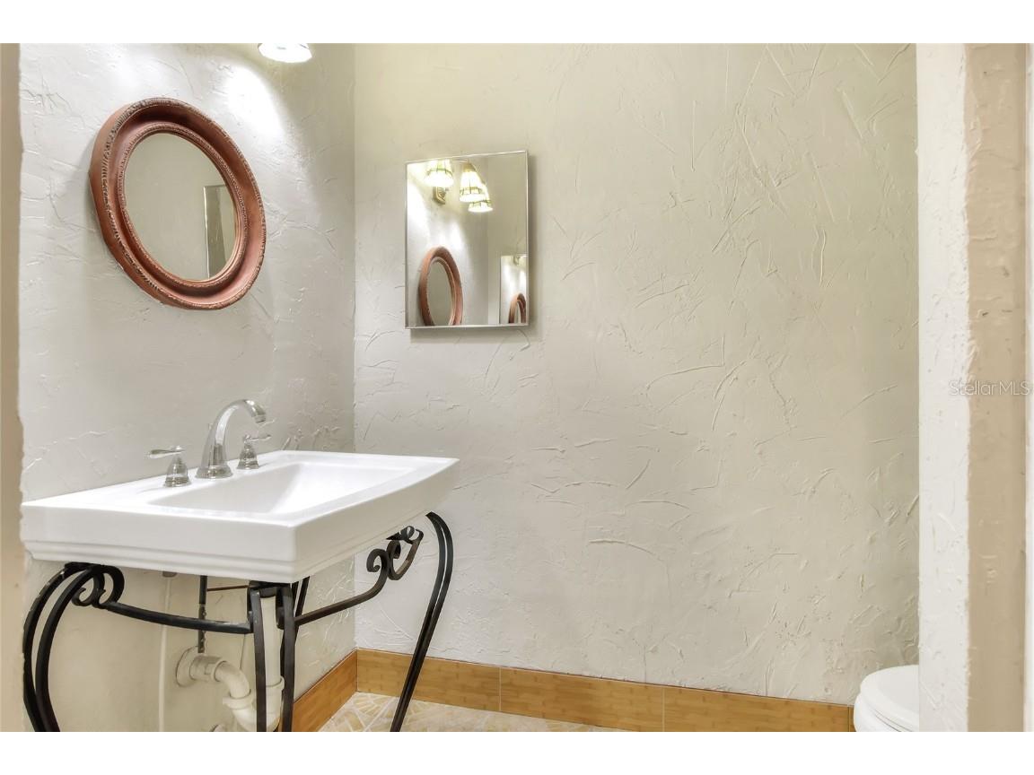 1880 N Crystal Lake Drive #4 Lakeland FL 33801 L4950740 image31