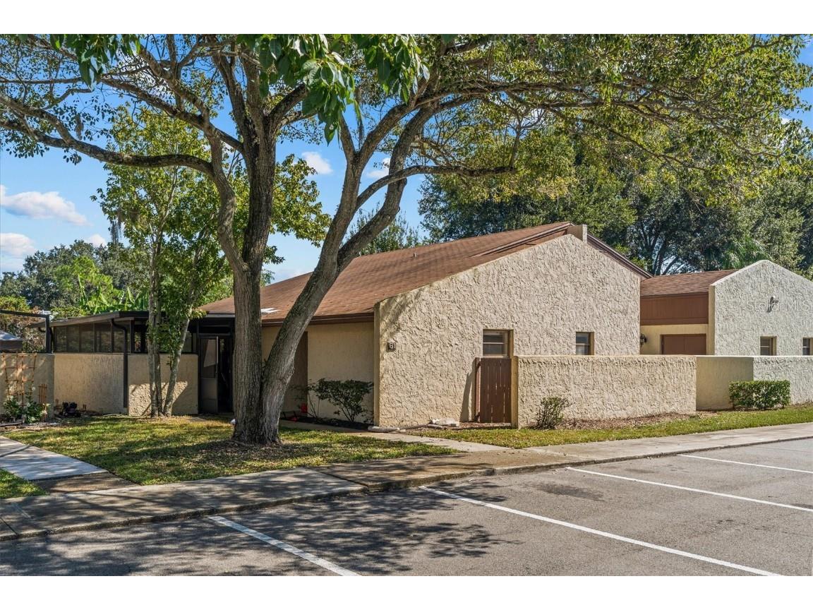 1880 N Crystal Lake Drive #61 Lakeland FL 33801 TB8441345 image1