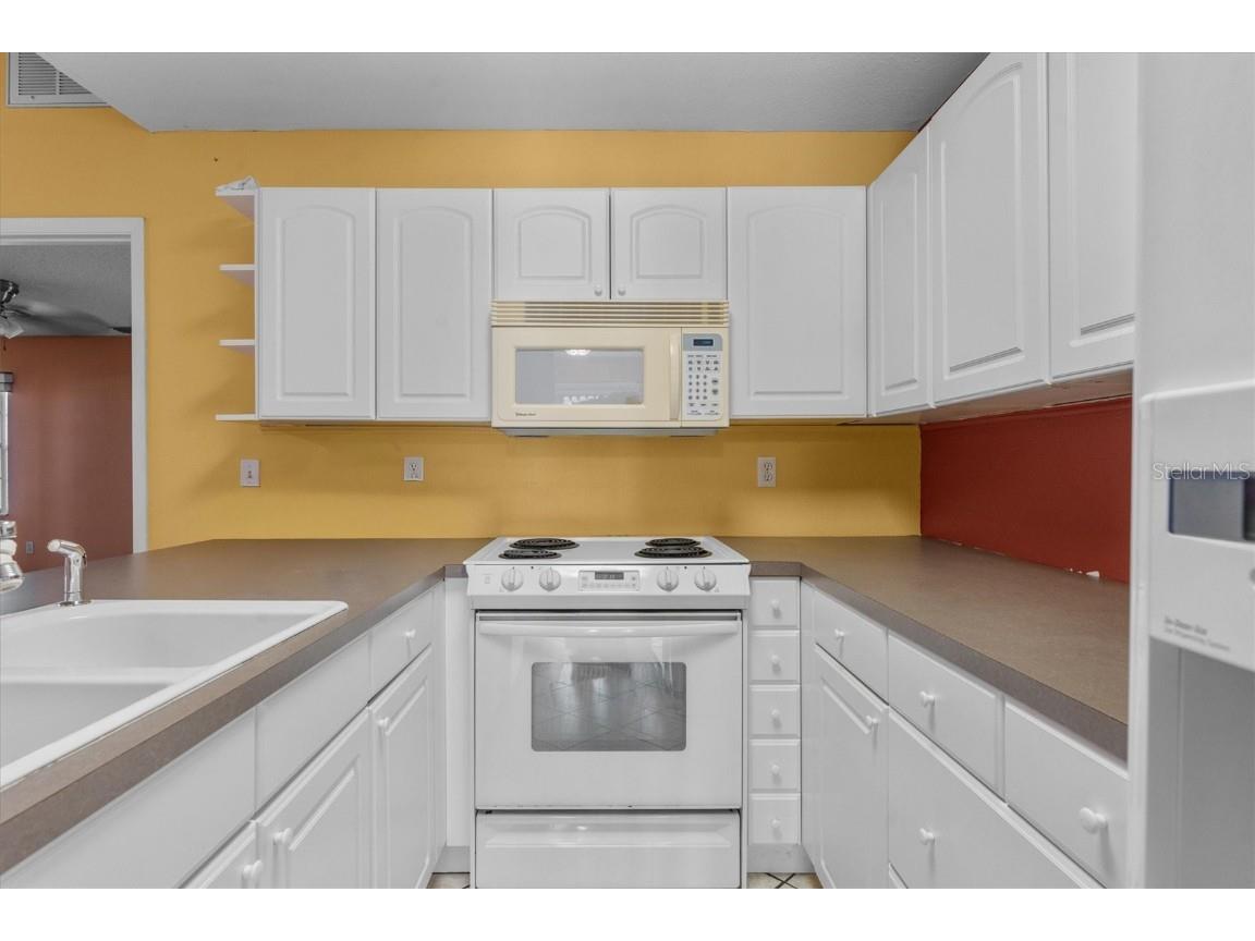 1880 N Crystal Lake Drive #61 Lakeland FL 33801 TB8441345 image5