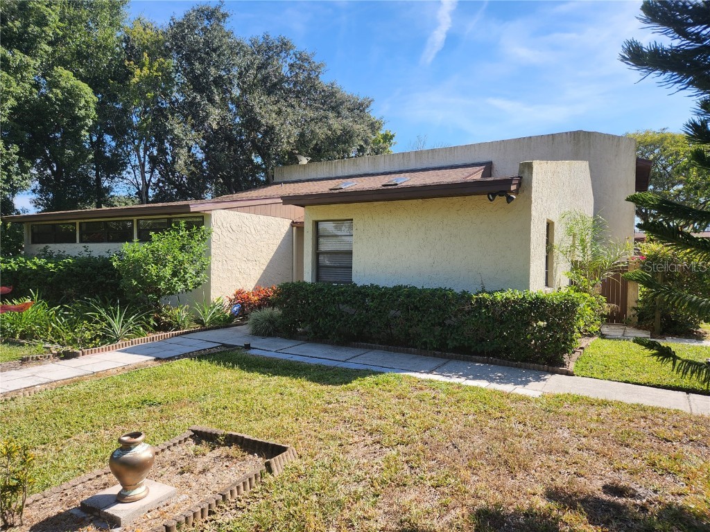 1880 N Crystal Lake Drive #64 Lakeland FL 33801 L4935580 image1